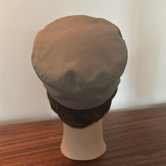 Super cute hat - Picture 4 of 6